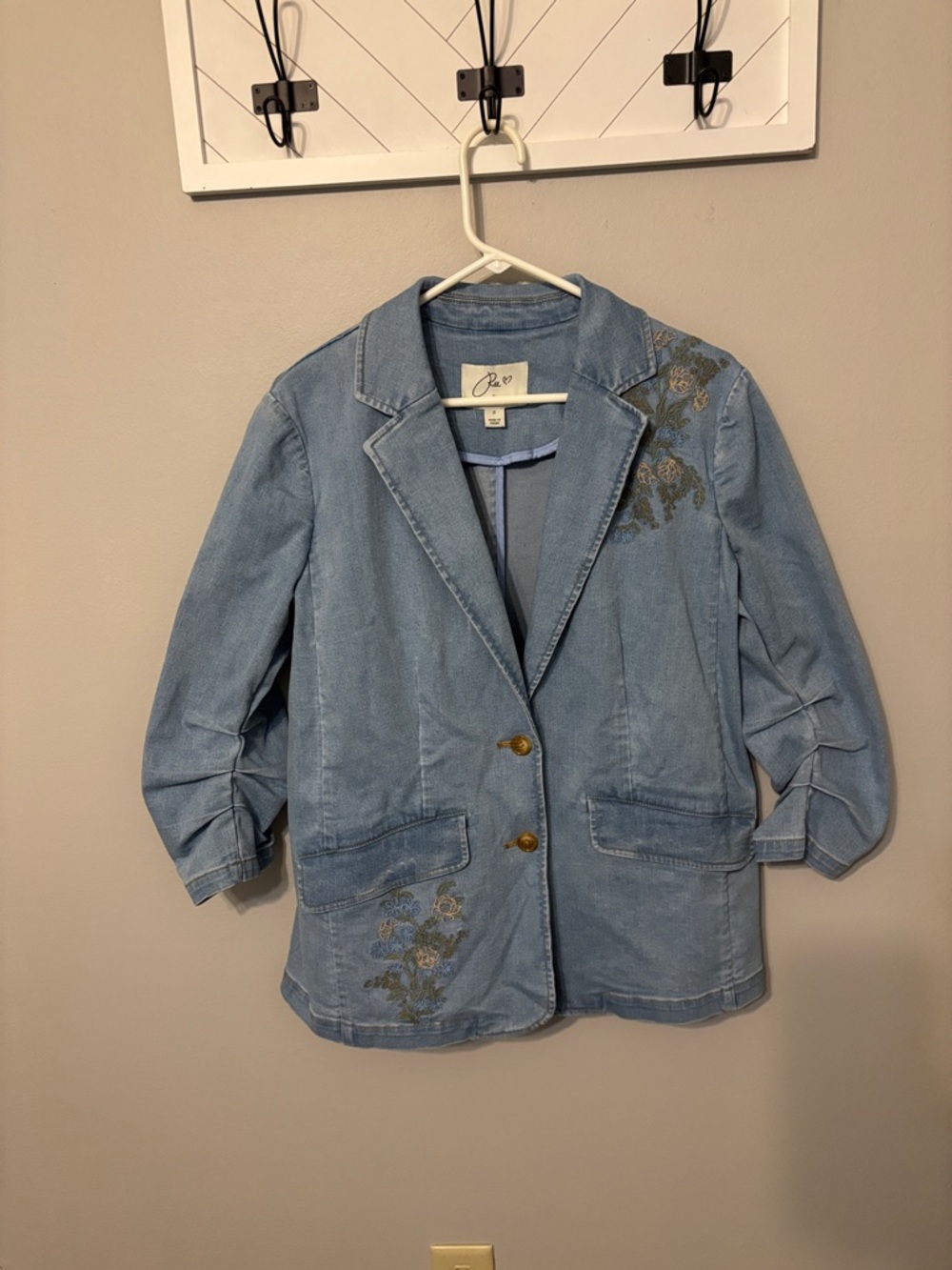 Ree by The Pioneer Woman Floral Embroidered Light Blue Denim Blazer